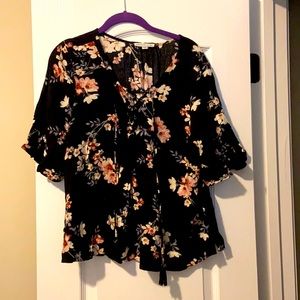 American eagle navy floral top